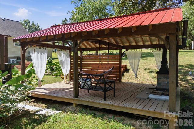 904 Bounous Street NW, Valdese, NC 28690