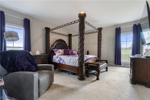 4462 Manchester Avenue NW, North Lawrence, OH 44666