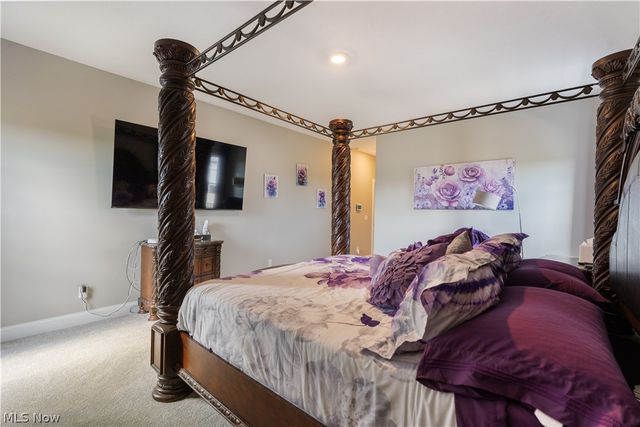 4462 Manchester Avenue NW, North Lawrence, OH 44666