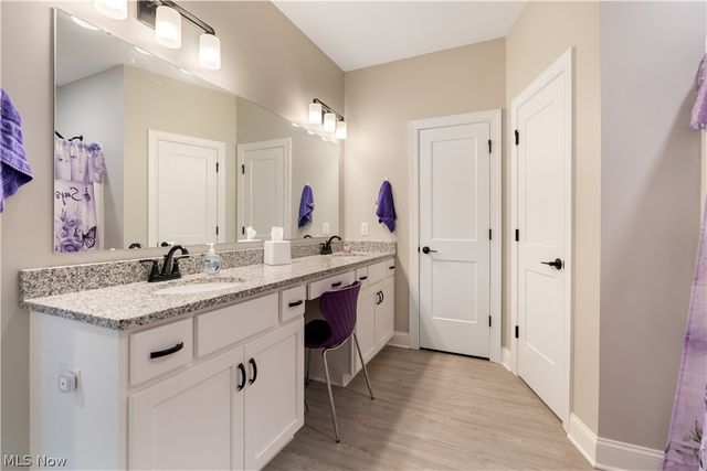 4462 Manchester Avenue NW, North Lawrence, OH 44666