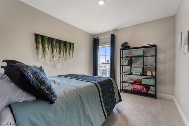 4462 Manchester Avenue NW, North Lawrence, OH 44666