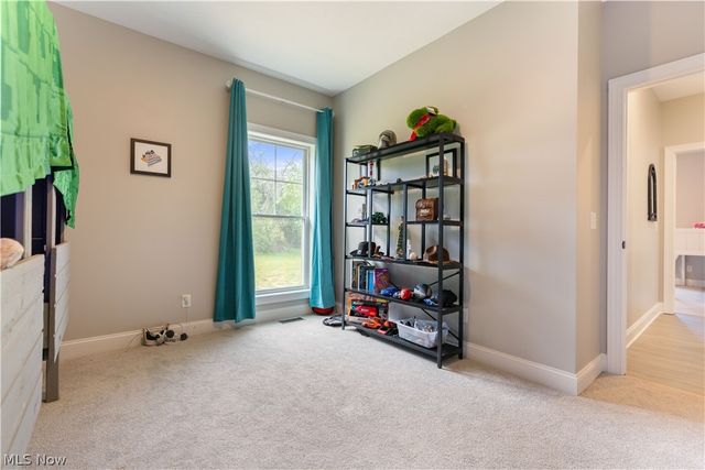 4462 Manchester Avenue NW, North Lawrence, OH 44666