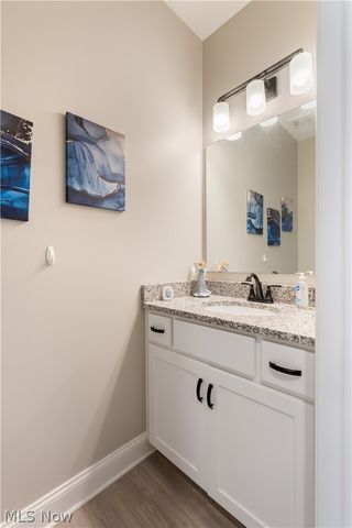 4462 Manchester Avenue NW, North Lawrence, OH 44666