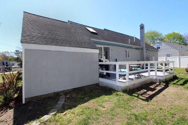 9 Blueberry, Bourne, MA 02532