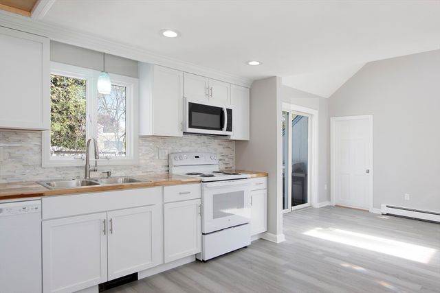 9 Blueberry, Bourne, MA 02532