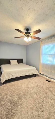 860 Pebblelane Drive, 247, Columbus, OH 43085