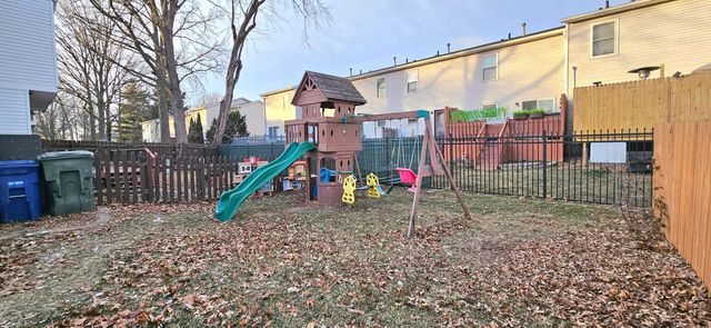 860 Pebblelane Drive, 247, Columbus, OH 43085