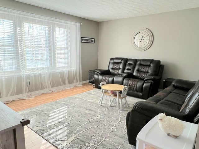 860 Pebblelane Drive, 247, Columbus, OH 43085