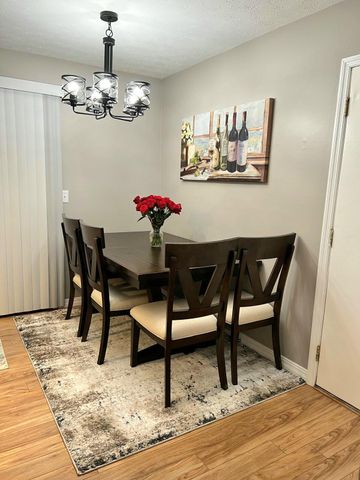 860 Pebblelane Drive, 247, Columbus, OH 43085