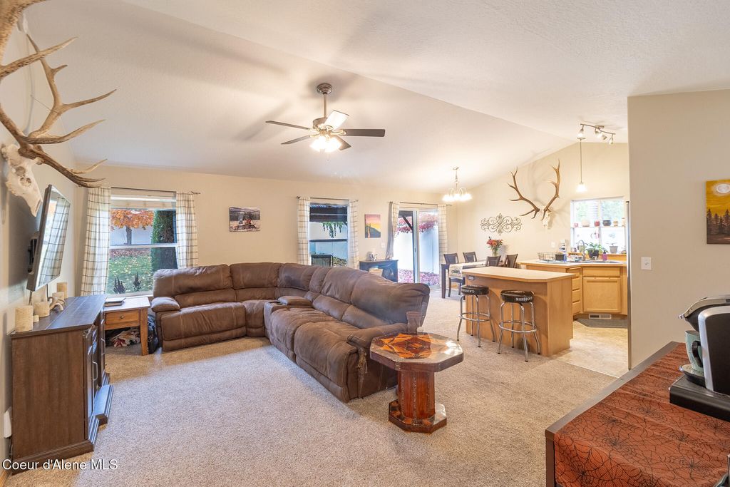 2989 W Wilbur AVE, Coeur d'Alene, ID 83815 photo 3