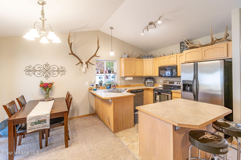 2989 W Wilbur AVE, Coeur d'Alene, ID 83815 photo 4