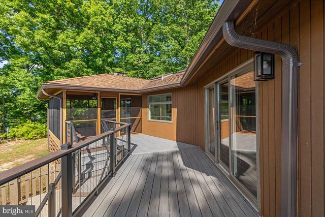 106 SHADY COVE LN, Stafford, VA 22554