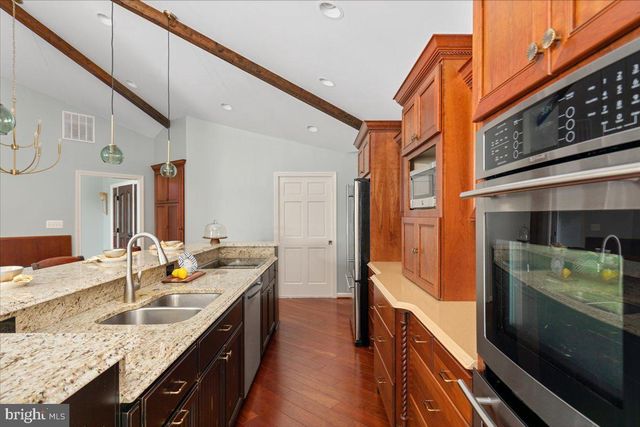 106 SHADY COVE LN, Stafford, VA 22554