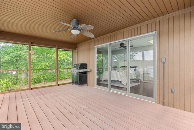 106 SHADY COVE LN, Stafford, VA 22554