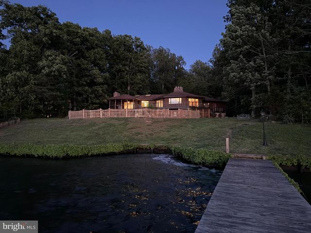 106 SHADY COVE LN, Stafford, VA 22554