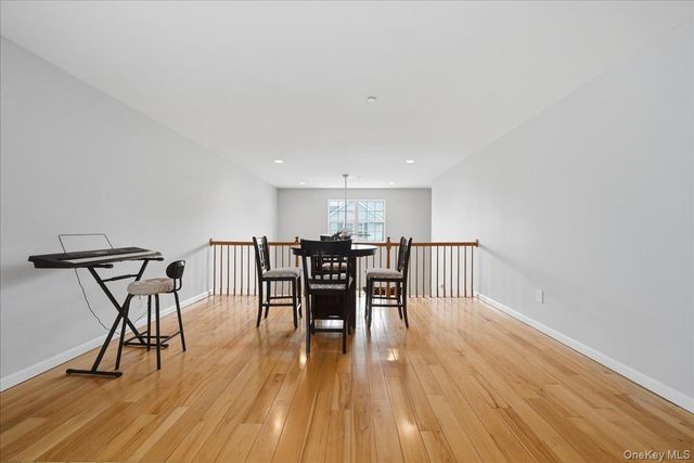 10 Casey Lane, Middle Island, NY 11953