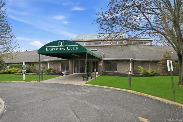 10 Casey Lane, Middle Island, NY 11953