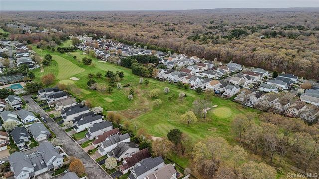 10 Casey Lane, Middle Island, NY 11953