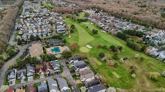 10 Casey Lane, Middle Island, NY 11953