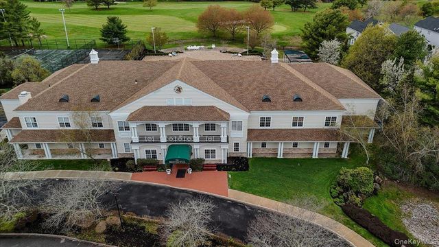 10 Casey Lane, Middle Island, NY 11953