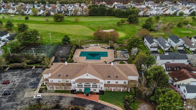 10 Casey Lane, Middle Island, NY 11953