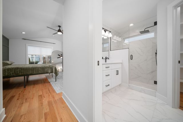 2120A Burns St, Nashville, TN 37216