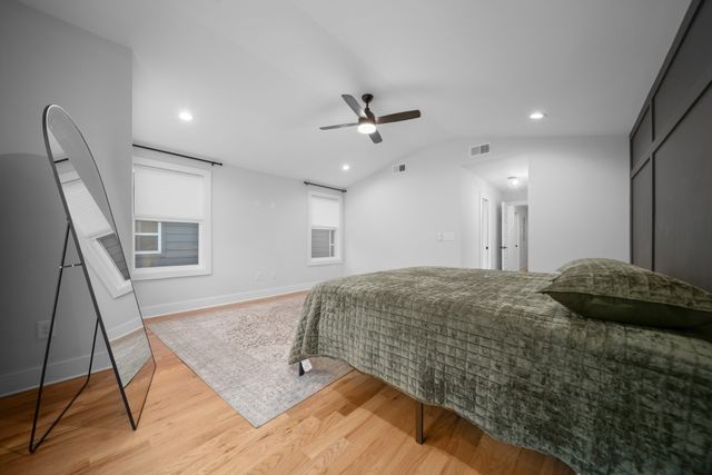 2120A Burns St, Nashville, TN 37216