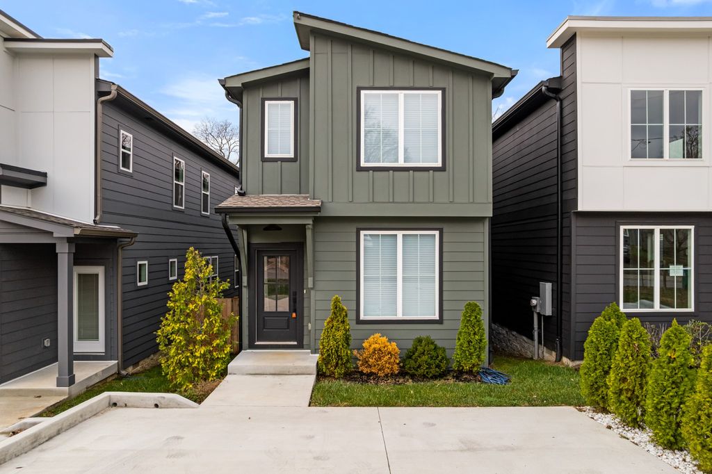 2120A Burns St, Nashville, TN 37216