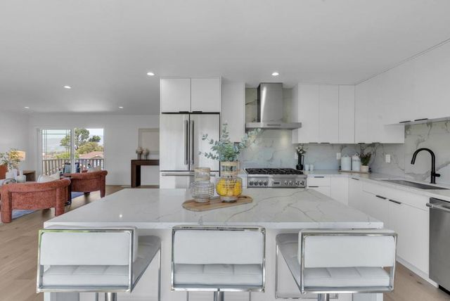 2410 Tipperary Avenue, South San Francisco, CA 94080