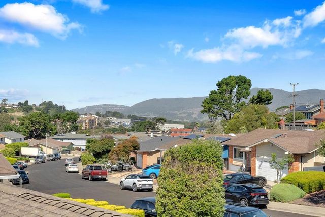 2410 Tipperary Avenue, South San Francisco, CA 94080