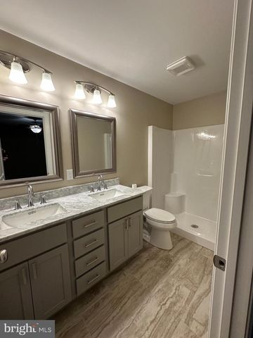 107 PINTO TRL, Winchester, VA 22602