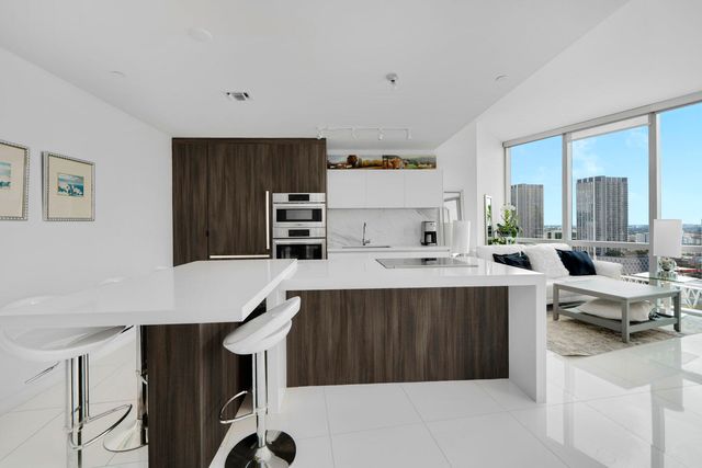 851 NE 1st Avenue 2410, Miami, FL 33132