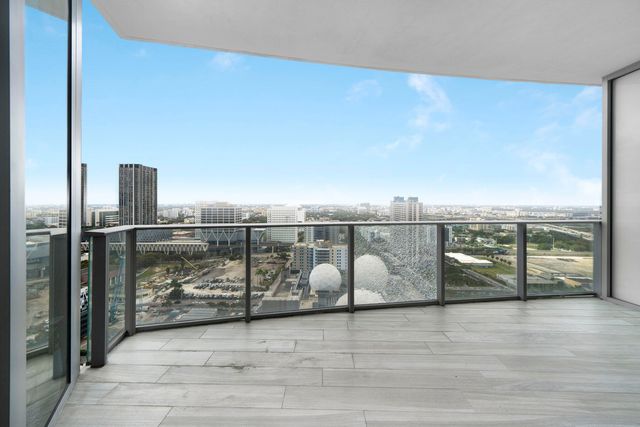 851 NE 1st Avenue 2410, Miami, FL 33132