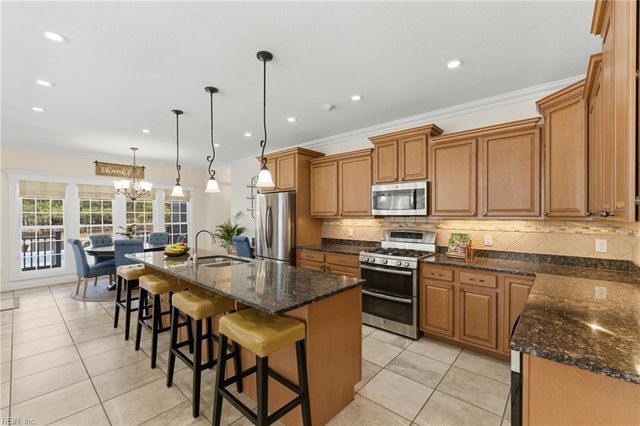 2100 Saint Brides RD W, Chesapeake, VA 23322