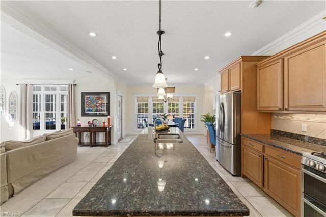 2100 Saint Brides RD W, Chesapeake, VA 23322