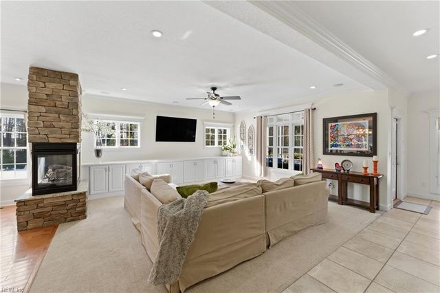 2100 Saint Brides RD W, Chesapeake, VA 23322