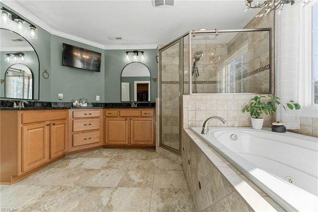 2100 Saint Brides RD W, Chesapeake, VA 23322