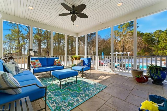 2100 Saint Brides RD W, Chesapeake, VA 23322