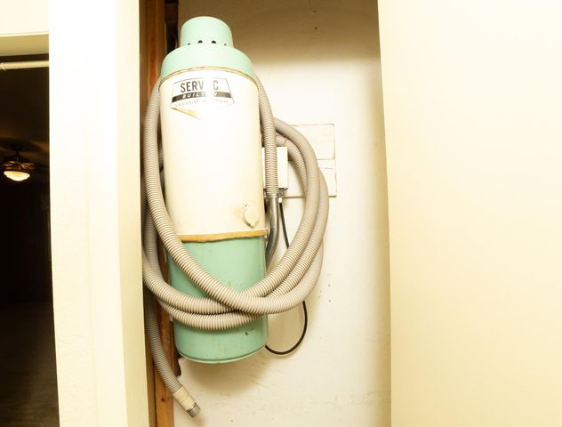 1514 E Escalon, Fresno, CA 93710