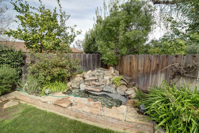 1514 E Escalon, Fresno, CA 93710