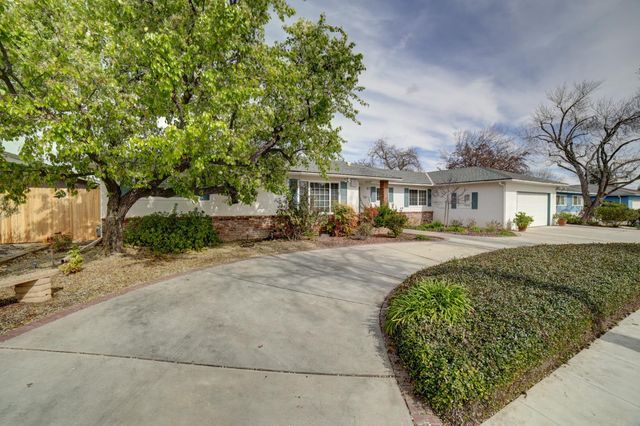1514 E Escalon, Fresno, CA 93710