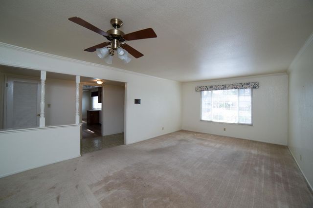 1514 E Escalon, Fresno, CA 93710