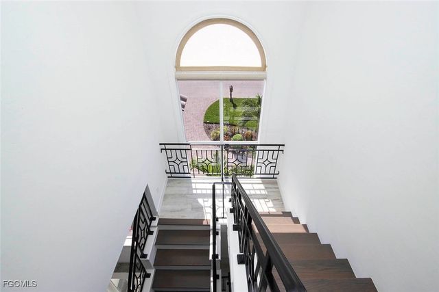 1520 Angel DR, Sanibel, FL 33957