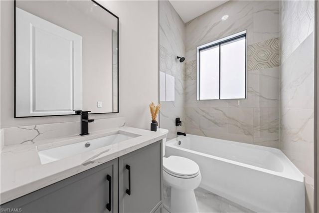 2711 10th ST W, Lehigh Acres, FL 33971