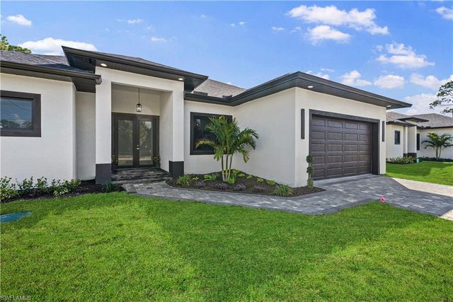 2711 10th ST W, Lehigh Acres, FL 33971