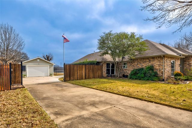 334 Duvall Boulevard, Highland Village, TX 75077
