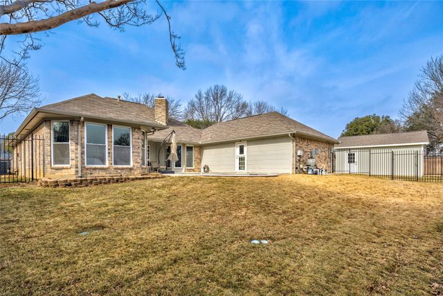 334 Duvall Boulevard, Highland Village, TX 75077