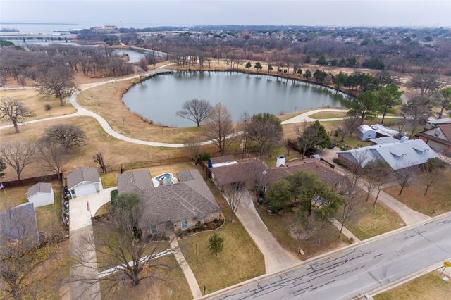 334 Duvall Boulevard, Highland Village, TX 75077
