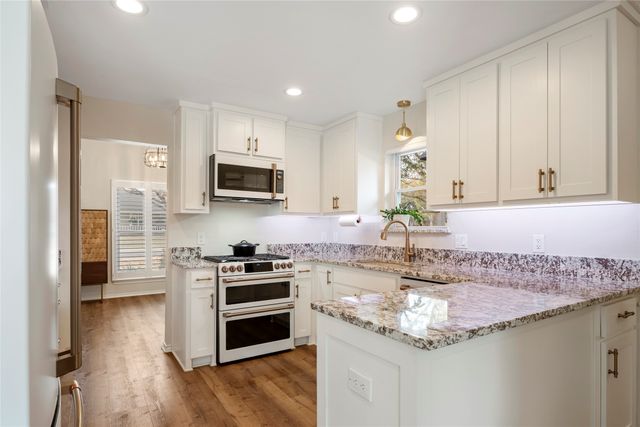 334 Duvall Boulevard, Highland Village, TX 75077