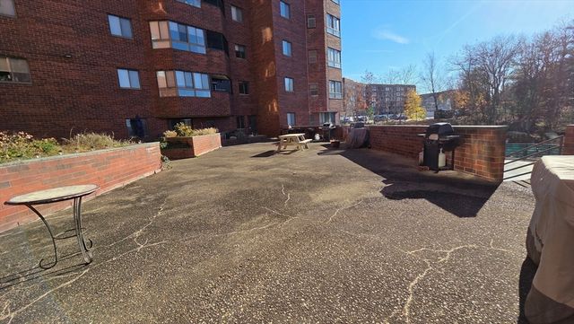 200 Burkhall St 102, Weymouth, MA 02190